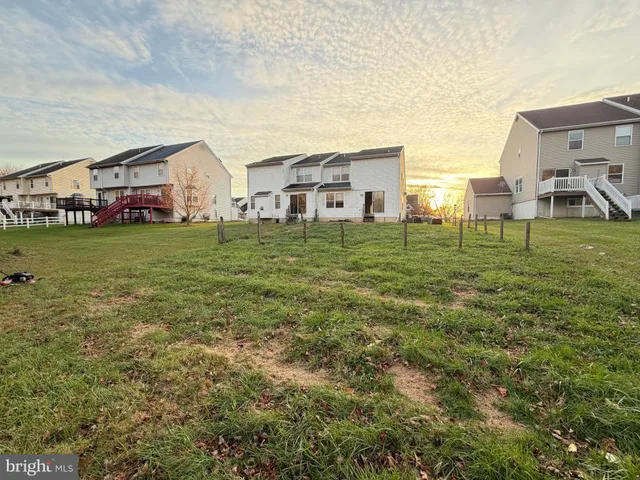 a house view with a outdoor space
