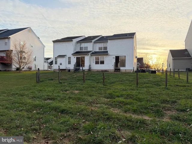 a house view with a outdoor space