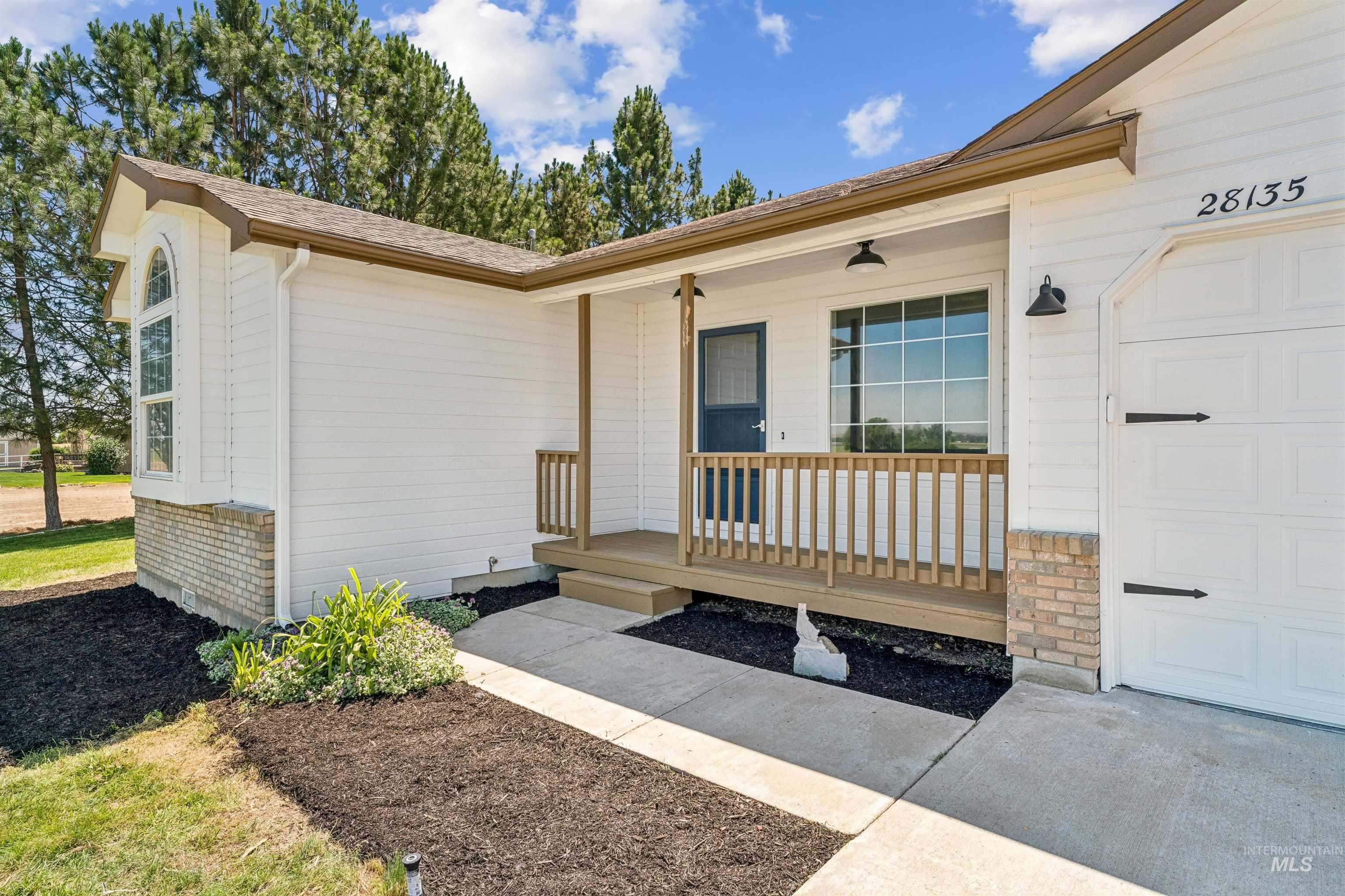 28135 Canal Road Parma, ID 83660 - Photo 7 of 50