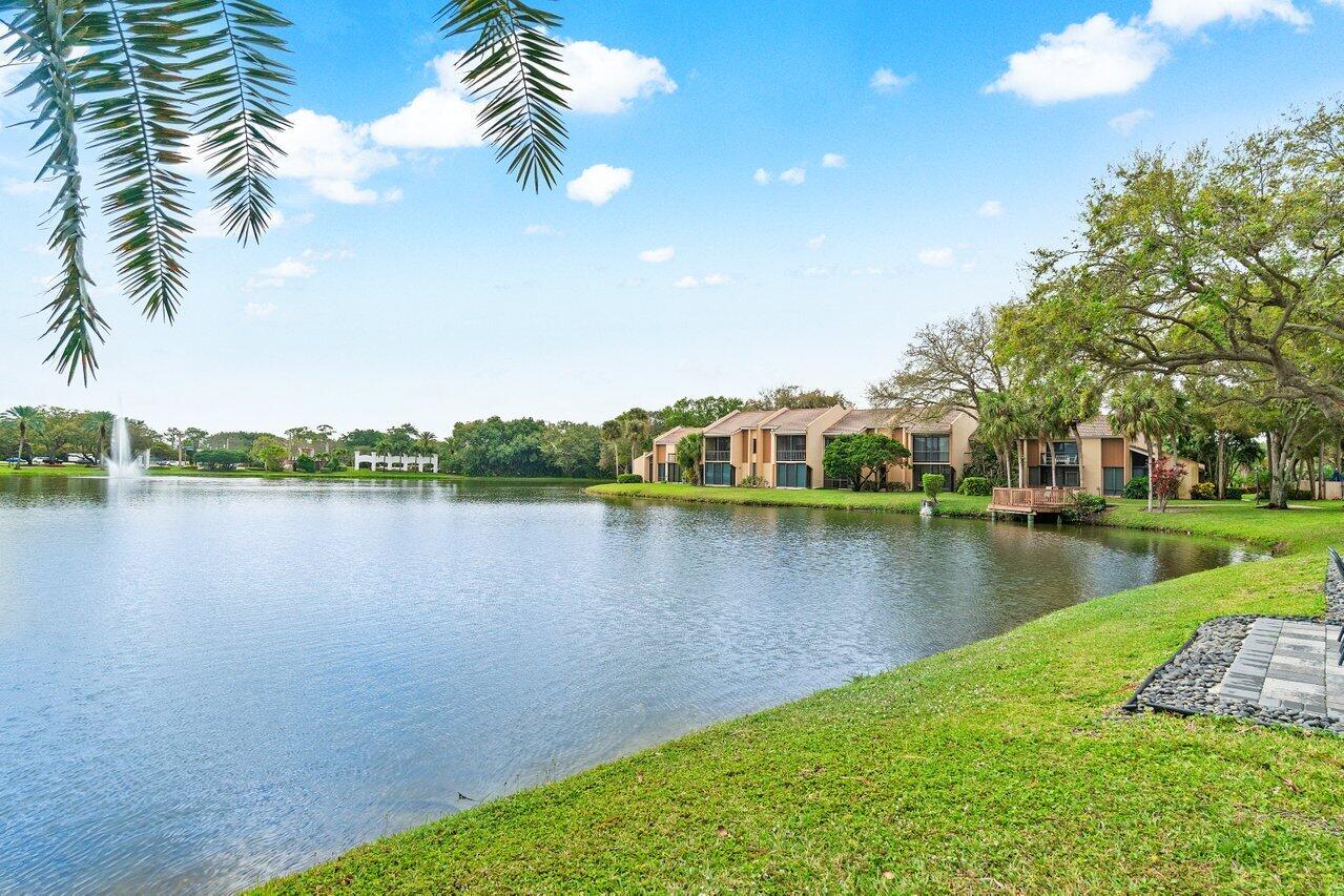 3304 Bridgewood Drive Boca Raton, FL 33434 - Photo 31 of 44 Lake views 3