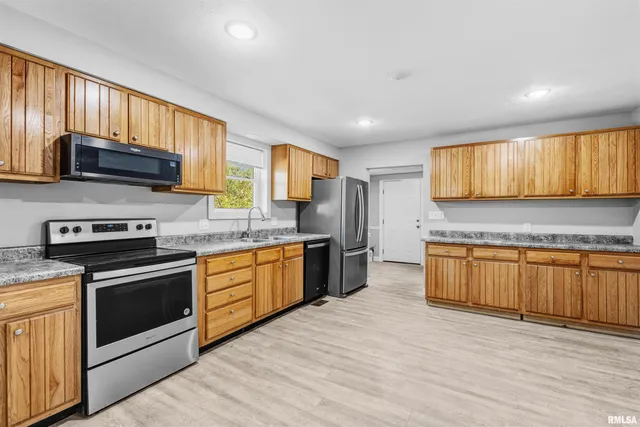 $149,900 | 1220 North 14th Street, Herrin, IL 62948