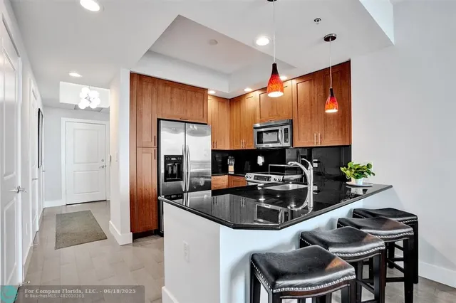 $396,000 | 315 Northeast 3rd Avenue, Unit 1209, Fort Lauderdale, FL 33301