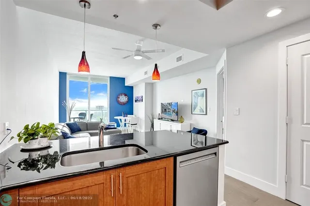 $396,000 | 315 Northeast 3rd Avenue, Unit 1209, Fort Lauderdale, FL 33301