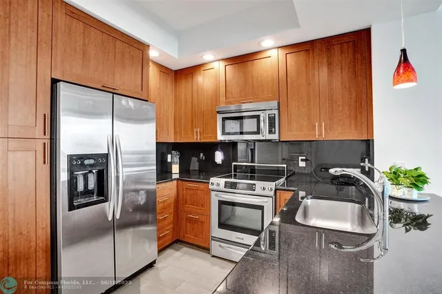 $396,000 | 315 Northeast 3rd Avenue, Unit 1209, Fort Lauderdale, FL 33301