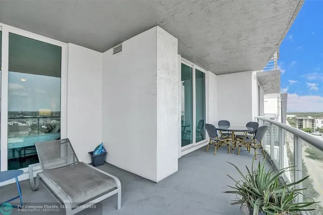 $396,000 | 315 Northeast 3rd Avenue, Unit 1209, Fort Lauderdale, FL 33301