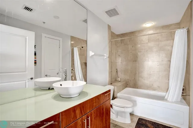 $396,000 | 315 Northeast 3rd Avenue, Unit 1209, Fort Lauderdale, FL 33301