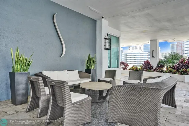 $396,000 | 315 Northeast 3rd Avenue, Unit 1209, Fort Lauderdale, FL 33301