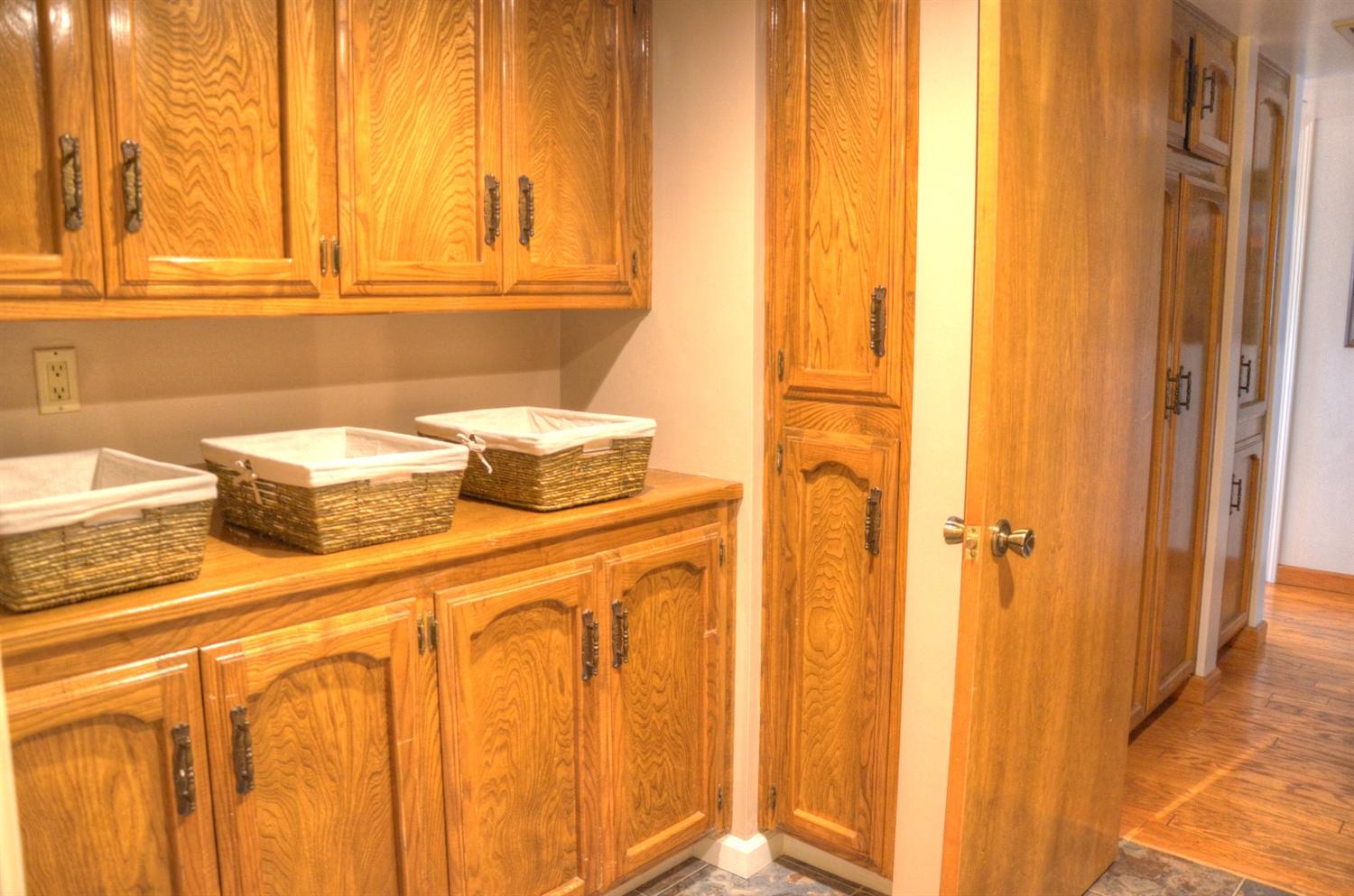 6217 Ridgetop Terrace Bakersfield, CA 93306 - Photo 45 of 47 Gallery Image 45