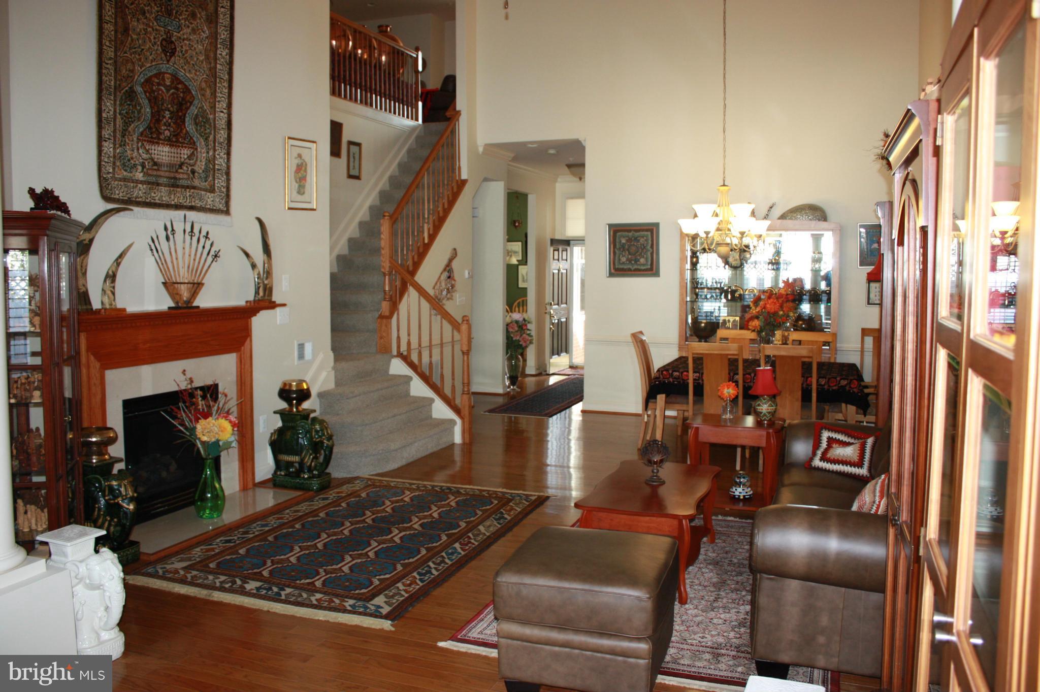 13207 Winding Trail Road Laurel, MD 20707 - Photo 11 of 20 Living Room