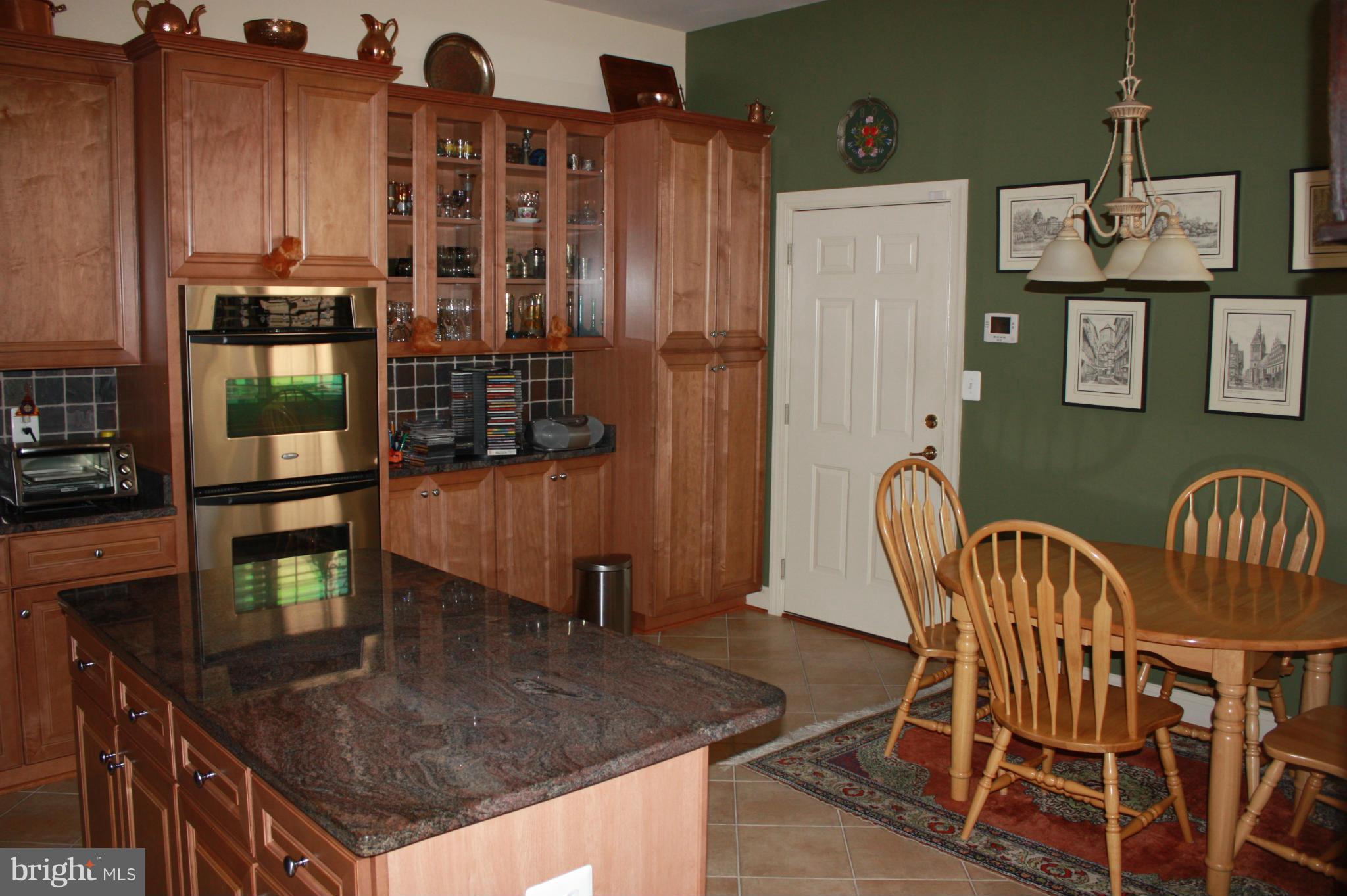 13207 Winding Trail Road Laurel, MD 20707 - Photo 8 of 20 Kitchen