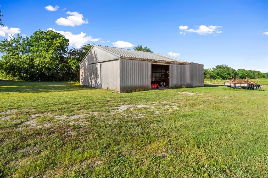 590 County Road 385 Valley View, TX 76272 - Photo 30 of 37 Hay Barn