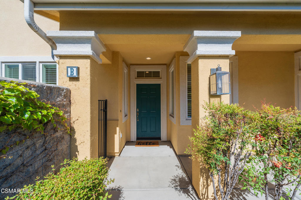 4117 Orontes Way, Unit B Simi Valley, CA 93063 - Photo 1 of 52