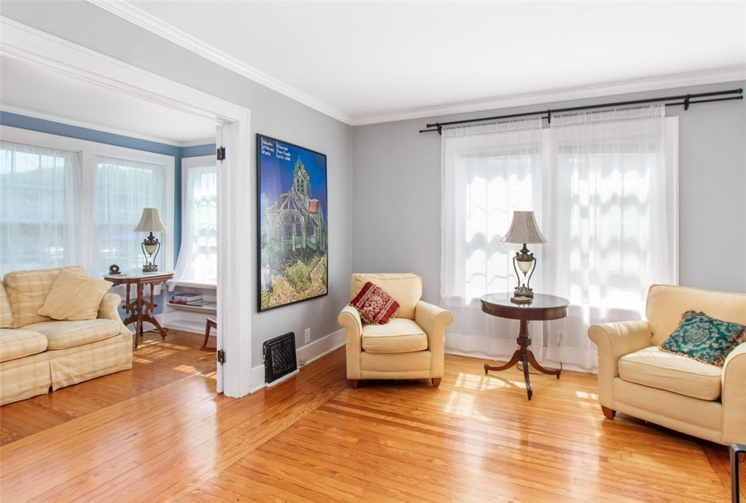 4261 Post Road Warwick, RI 02818 - Photo 6 of 37