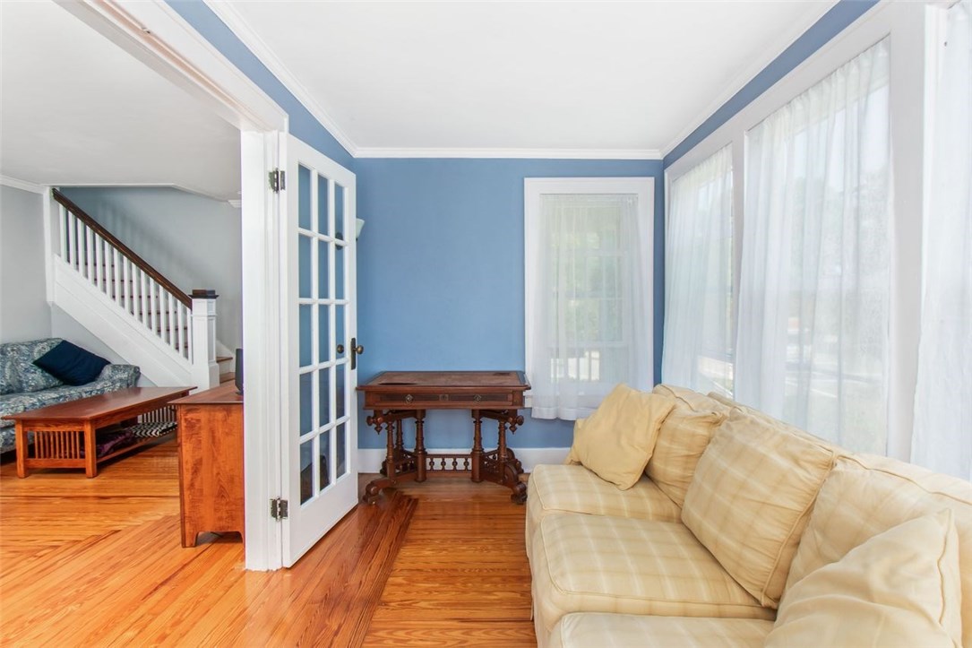 4261 Post Road Warwick, RI 02818 - Photo 7 of 37