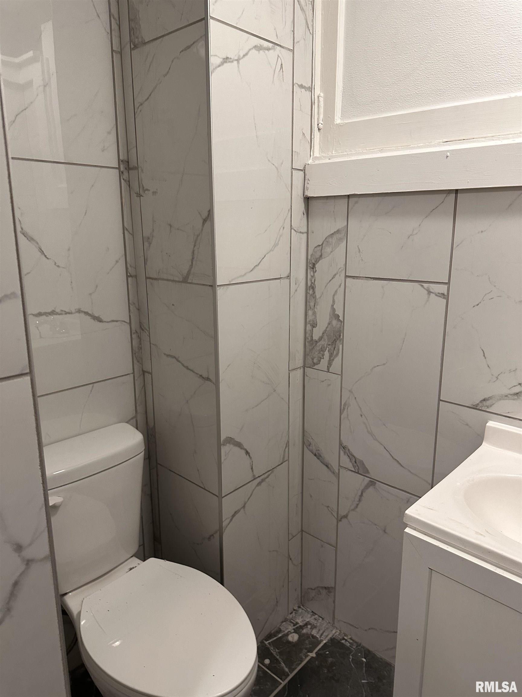 913 South 8th Street Springfield, IL 62703 - Photo 7 of 27