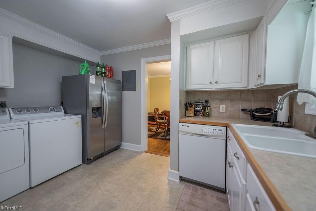 3056 Kinnamon Road Winston-Salem, NC 27104 - Photo 11 of 34