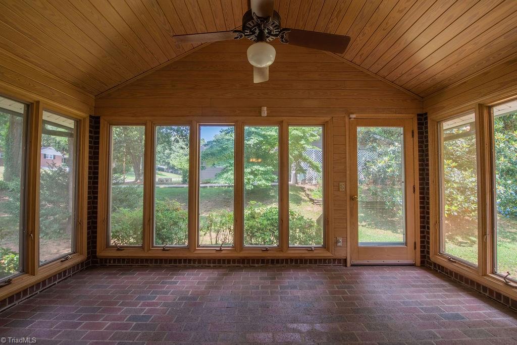 3056 Kinnamon Road Winston-Salem, NC 27104 - Photo 13 of 34