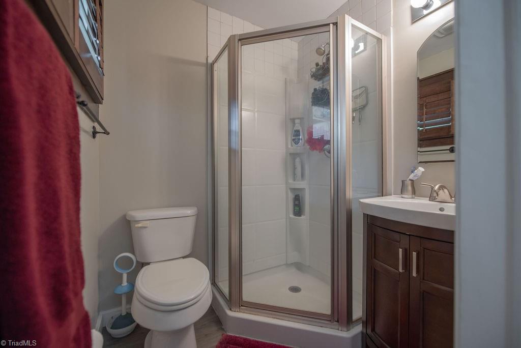 3056 Kinnamon Road Winston-Salem, NC 27104 - Photo 16 of 34