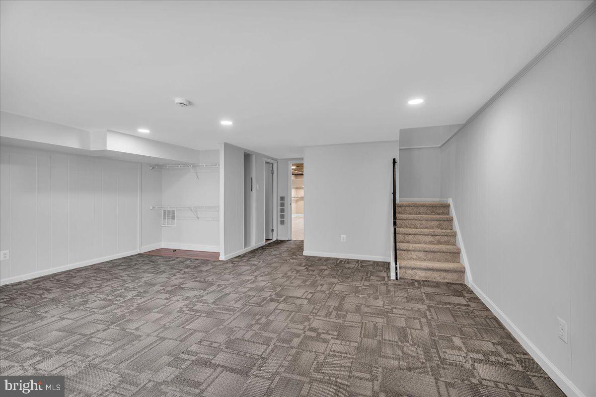3355 South Keswick Road Philadelphia, PA 19114 - Photo 21 of 27 Gallery Image 21