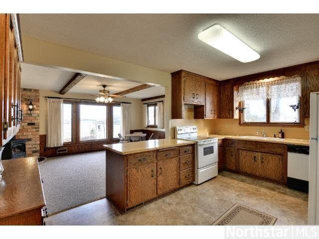 242 Hamel Road Medina, MN 55340 - Photo 4 of 16