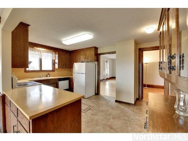 242 Hamel Road Medina, MN 55340 - Photo 6 of 16