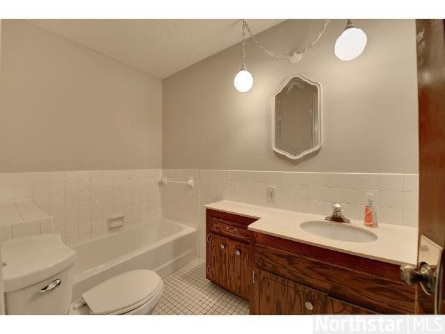 242 Hamel Road Medina, MN 55340 - Photo 9 of 16