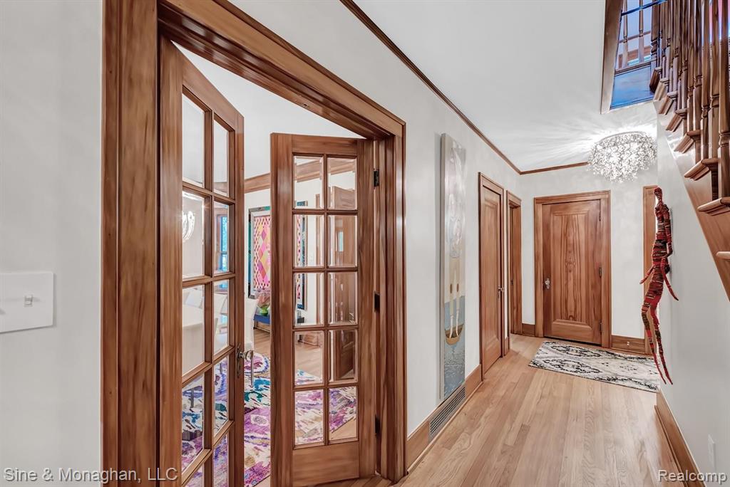1158 West Maple Road Birmingham, MI 48009 - Photo 16 of 77
