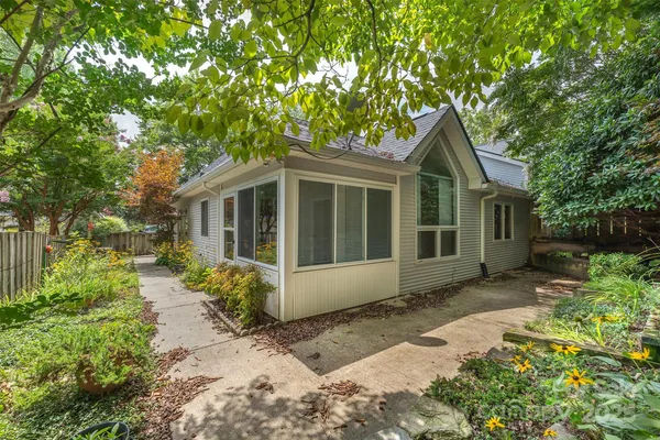$399,900 | 7 Silver Place, Black Mountain, NC 28711