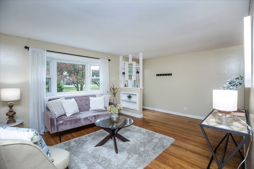 24 Sandy Brook Road Burlington, MA 01803 - Photo 11 of 38 Gallery Image 11