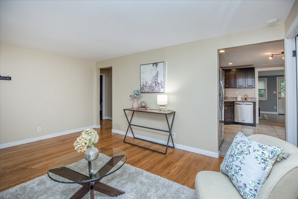 24 Sandy Brook Road Burlington, MA 01803 - Photo 12 of 38 Gallery Image 12