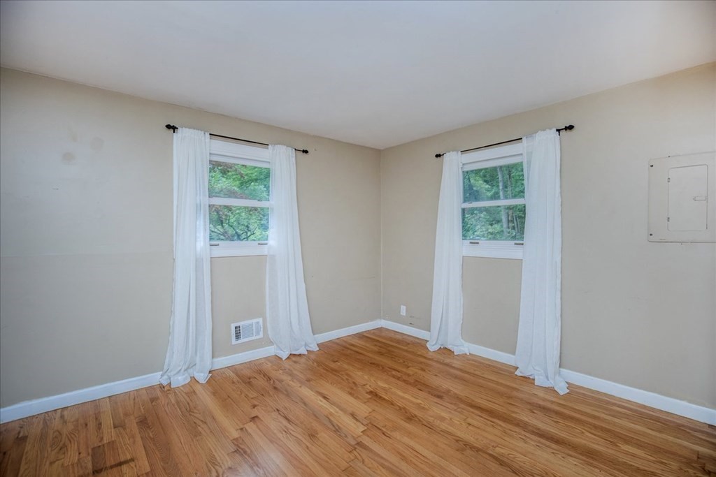 24 Sandy Brook Road Burlington, MA 01803 - Photo 20 of 38 Gallery Image 20