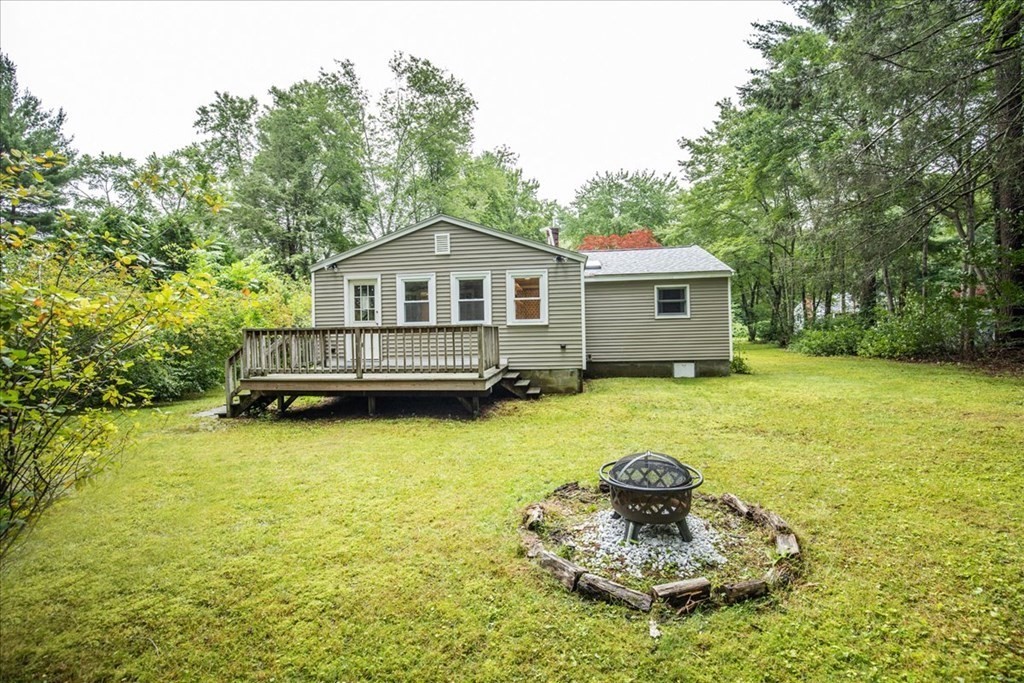 24 Sandy Brook Road Burlington, MA 01803 - Photo 4 of 38 Gallery Image 4