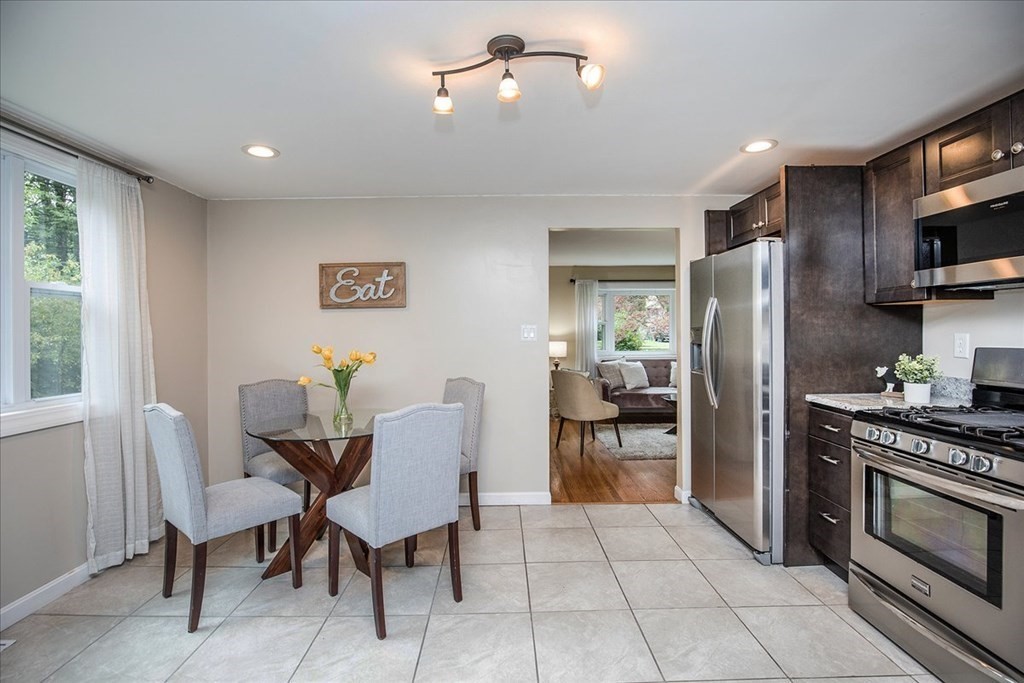 24 Sandy Brook Road Burlington, MA 01803 - Photo 6 of 38 Gallery Image 6