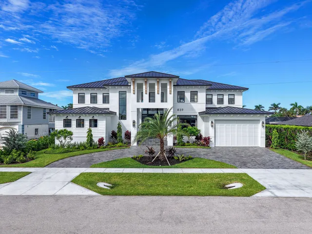 $7,999,000 | 839 Chestnut Court, Marco Island, FL 34145