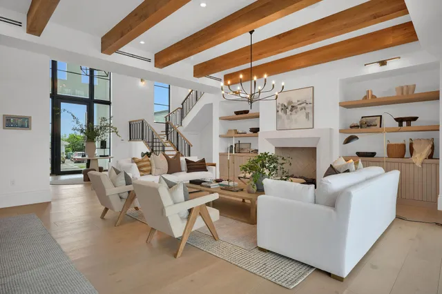 $7,999,000 | 839 Chestnut Court, Marco Island, FL 34145