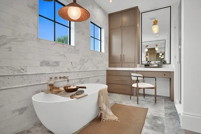 $7,999,000 | 839 Chestnut Court, Marco Island, FL 34145