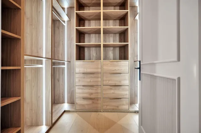 $7,999,000 | 839 Chestnut Court, Marco Island, FL 34145