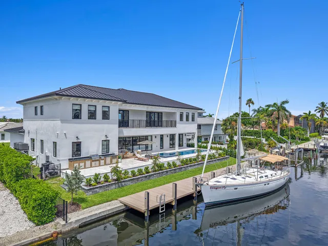 $7,999,000 | 839 Chestnut Court, Marco Island, FL 34145