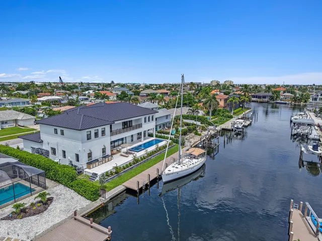 $7,999,000 | 839 Chestnut Court, Marco Island, FL 34145