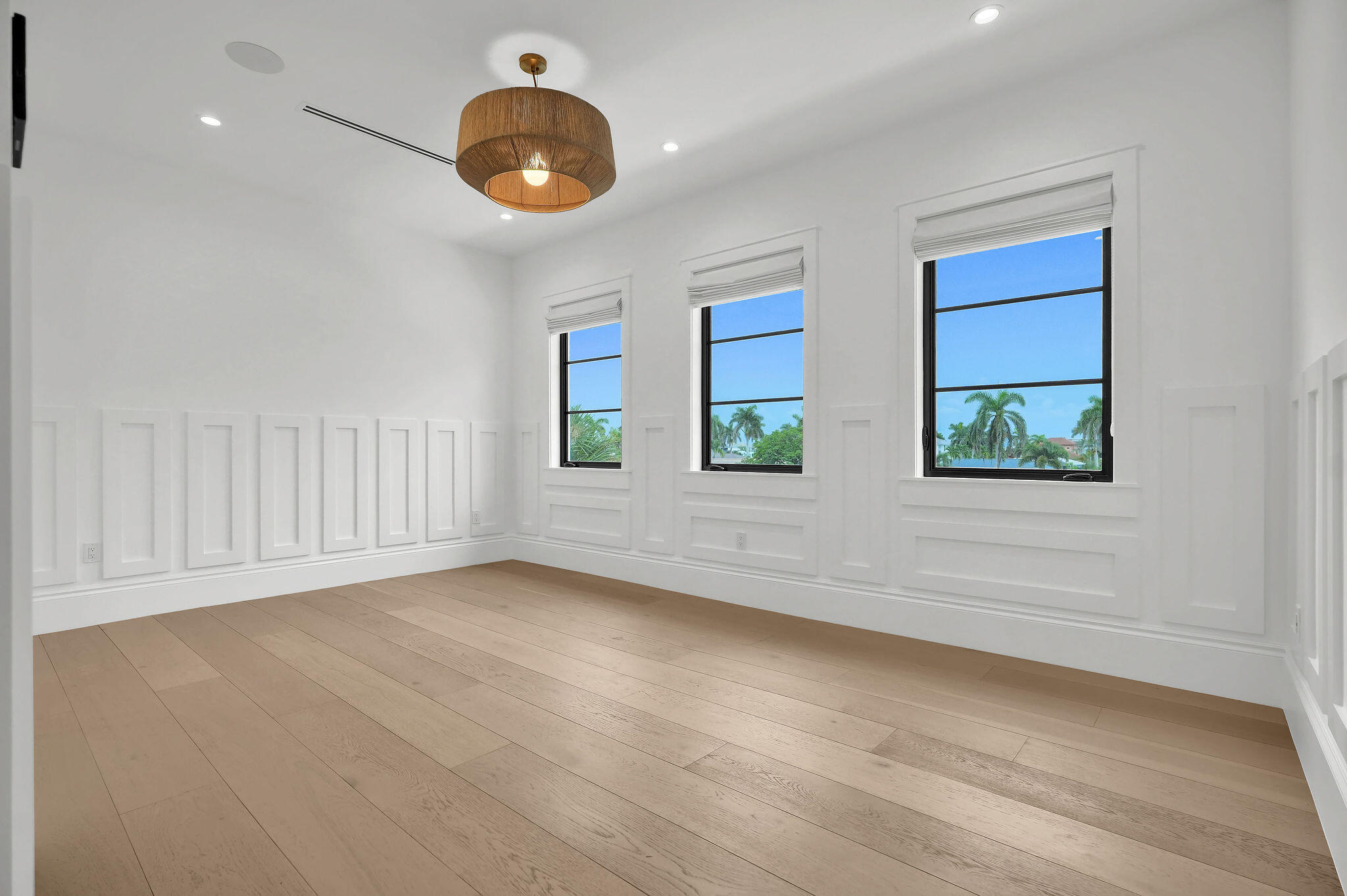 839 Chestnut Court Marco Island, FL 34145 - Photo 73 of 88 an empty room with windows