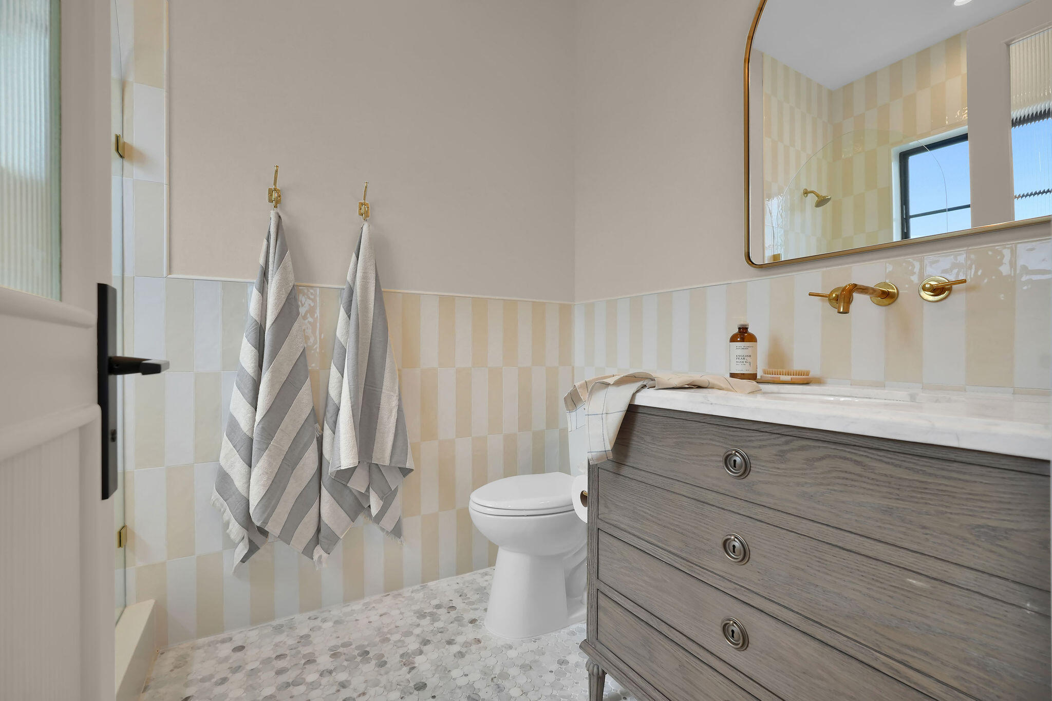 839 Chestnut Court Marco Island, FL 34145 - Photo 82 of 88 a bathroom with a sink a toilet and a mirror