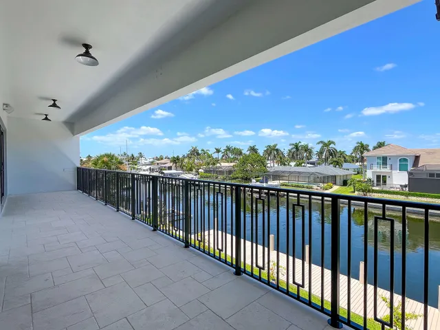 $7,999,000 | 839 Chestnut Court, Marco Island, FL 34145