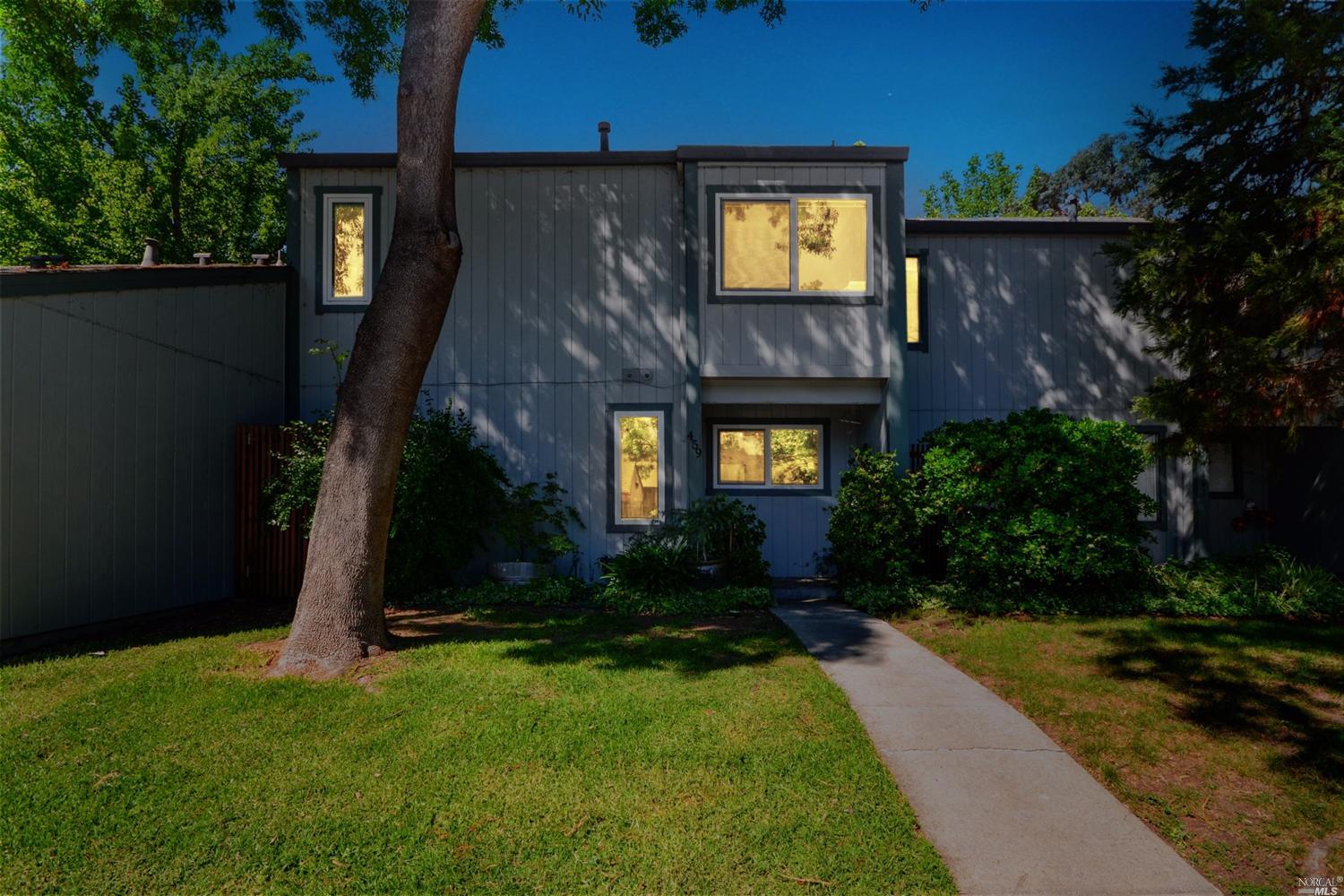 459 Occidental Circle Santa Rosa, CA 95401 - Photo 1 of 1 Gallery Image 1