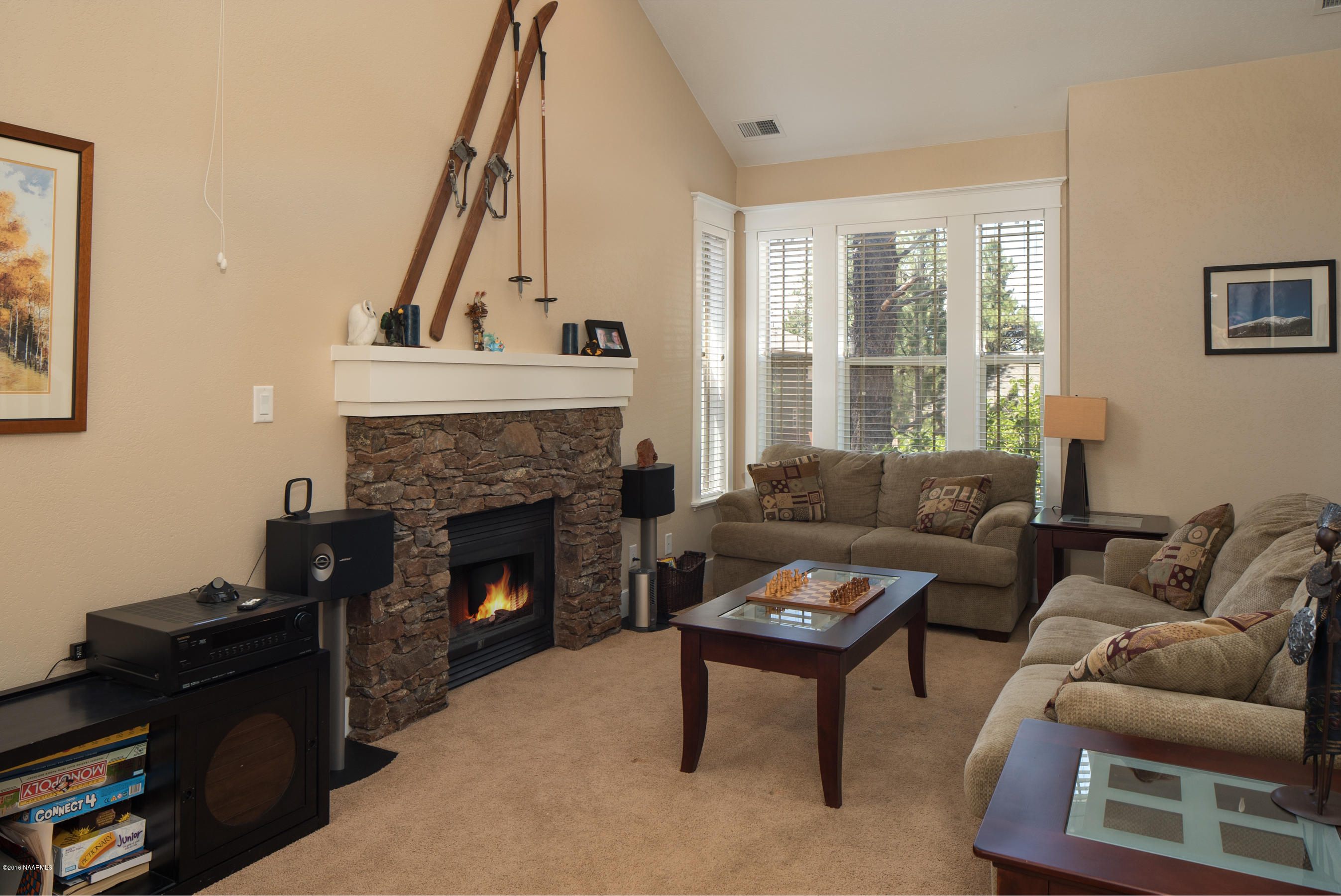 318 West Beryl Road Flagstaff, AZ 86005 - Photo 5 of 20 DSC09264-Edit