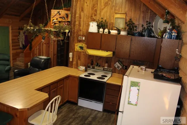 $385,000 | 2774 Northeast Sagehen Drive, Island Park, ID 83429