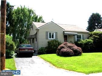 102 Willow Road Wallingford, PA 19086 - Photo 1 of 9 Exterior Front