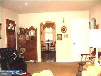 102 Willow Road Wallingford, PA 19086 - Photo 5 of 9 Kitchen