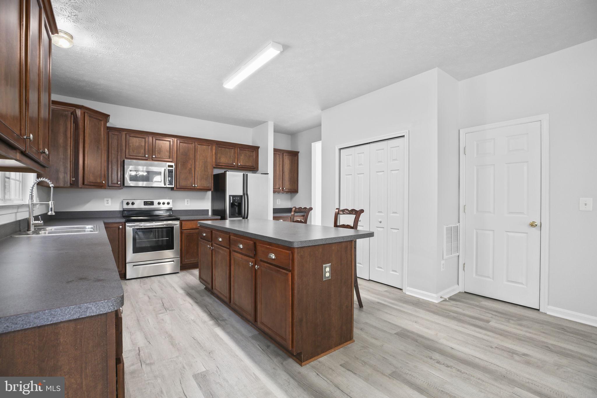 2324 Wildflower Way Locust Grove, VA 22508 - Photo 11 of 48