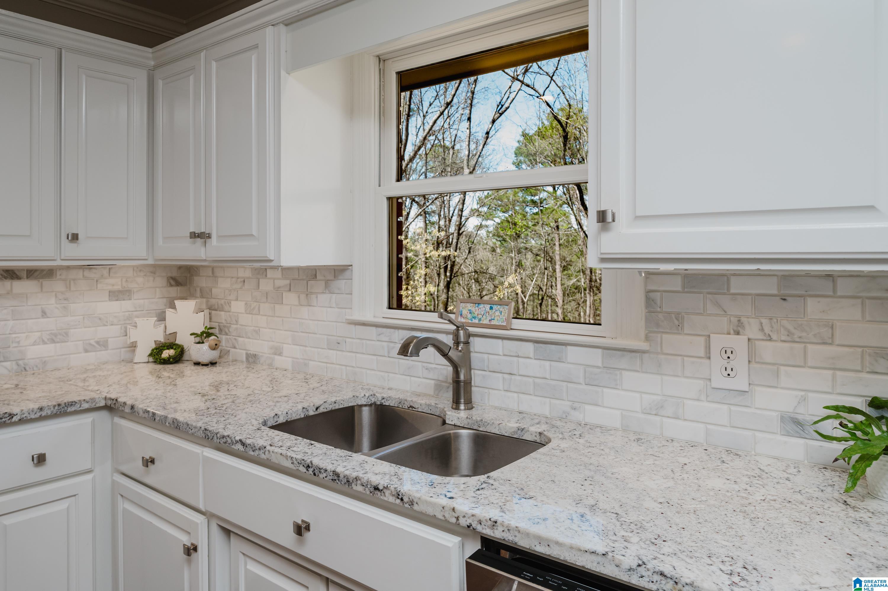 2124 Partridge Berry Road Birmingham, AL 35244 - Photo 11 of 39 Gallery Image 11