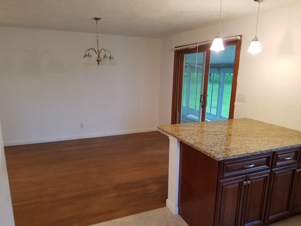 295 Deerfield Road Washington, PA 15301 - Photo 11 of 25 Gallery Image 11